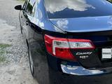 Toyota Camry 2014 года за 8 300 000 тг. в Шымкент – фото 3