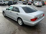 Mercedes-Benz E 200 1996 года за 2 500 000 тг. в Астана – фото 5