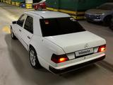 Mercedes-Benz E 200 1988 годаfor1 050 000 тг. в Астана – фото 4