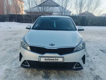 Kia Rio 2021 года за 8 450 000 тг. в Астана