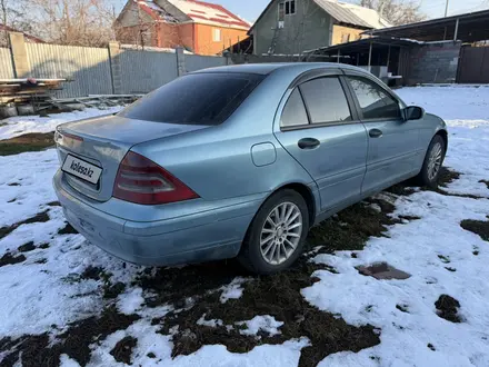 Mercedes-Benz C 240 2001 года за 1 200 000 тг. в Алматы – фото 7