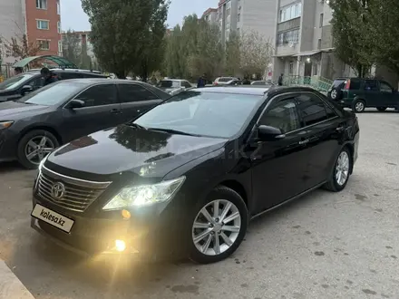 Toyota Camry 2012 года за 9 300 000 тг. в Актобе – фото 23