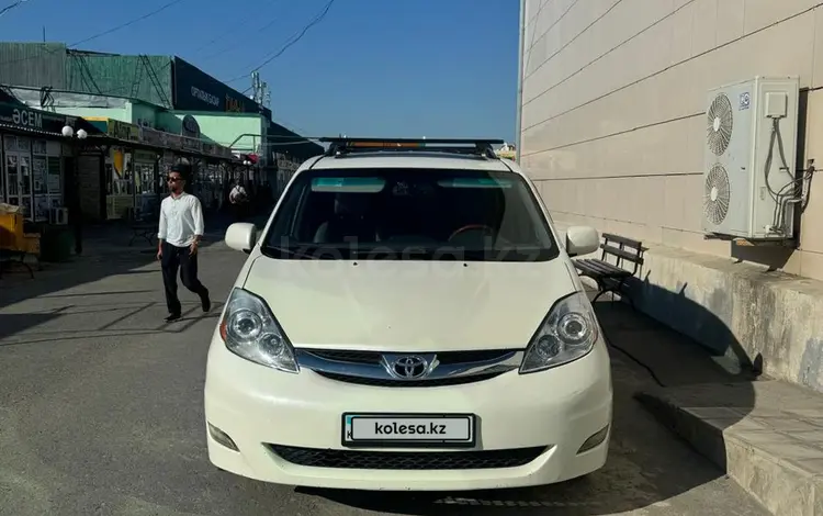 Toyota Sienna 2009 года за 9 500 000 тг. в Атырау