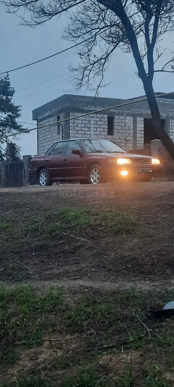 Subaru Legacy, 1990