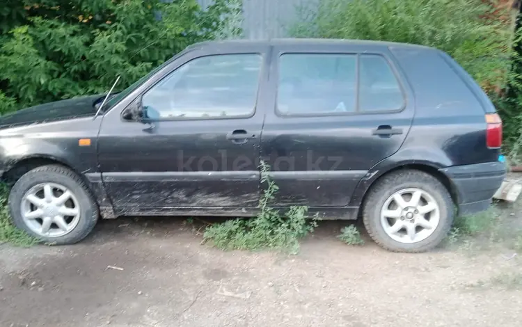 Volkswagen Golf 1993 года за 750 000 тг. в Семей