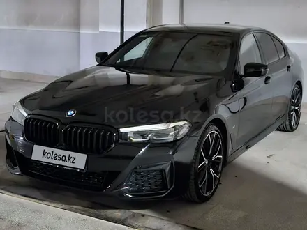 BMW 530 2020 года за 23 000 000 тг. в Алматы