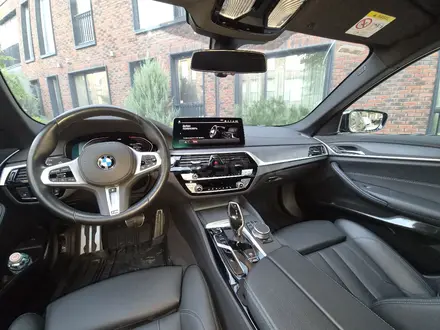 BMW 530 2020 года за 23 000 000 тг. в Алматы – фото 16