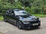 BMW 530 2020 года за 23 000 000 тг. в Алматы – фото 2