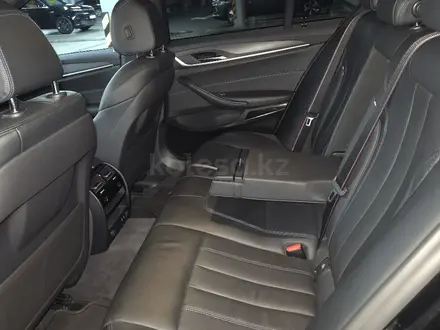 BMW 530 2020 года за 23 000 000 тг. в Алматы – фото 8