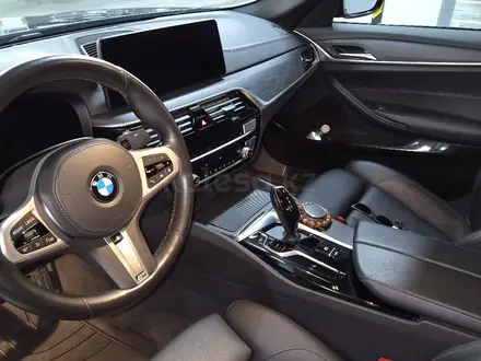BMW 530 2020 года за 23 000 000 тг. в Алматы – фото 9