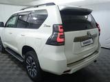 Toyota Land Cruiser Prado 2021 года за 26 400 000 тг. в Алматы – фото 2