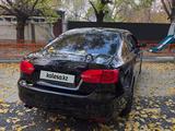 Volkswagen Jetta 2012 годаүшін5 500 000 тг. в Алматы – фото 4