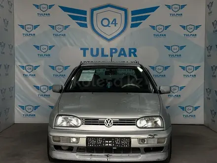 Volkswagen Golf 1997 года за 2 150 000 тг. в Тараз – фото 2