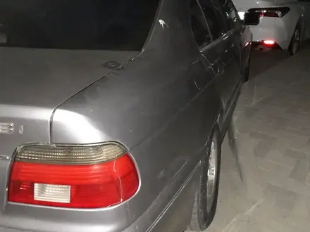 BMW 528 1996 года за 4 500 000 тг. в Алматы – фото 3