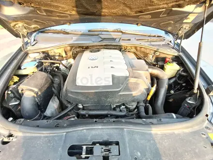 Volkswagen Touareg 2004 года за 4 600 000 тг. в Алматы – фото 11