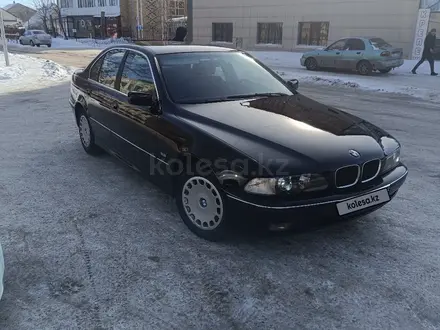 BMW 520 1998 года за 4 700 000 тг. в Караганда
