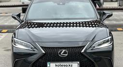 Lexus ES 250 2022 годаүшін27 500 000 тг. в Алматы – фото 2