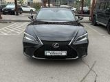 Lexus ES 250 2022 года за 29 500 000 тг. в Алматы – фото 3