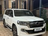 Toyota Land Cruiser 2018 года за 41 000 000 тг. в Алматы
