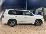 Toyota Land Cruiser 2018 года за 41 000 000 тг. в Алматы – фото 4