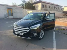 Ford Kuga, 2017