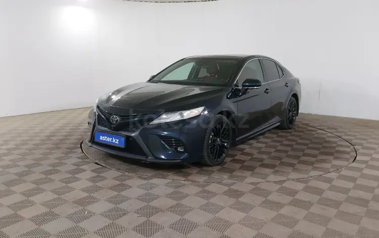 Toyota Camry 2020 года за 12 690 000 тг. в Шымкент
