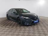 Toyota Camry 2020 года за 12 690 000 тг. в Шымкент – фото 3