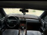 Mercedes-Benz E 230 1996 годаүшін2 200 000 тг. в Астана – фото 5