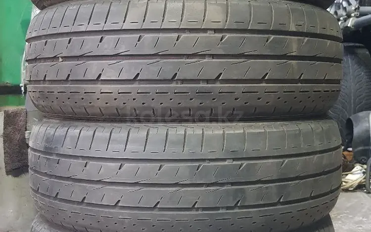 Резина 215/60 r17 Bridgestone за 82 000 тг. в Алматы