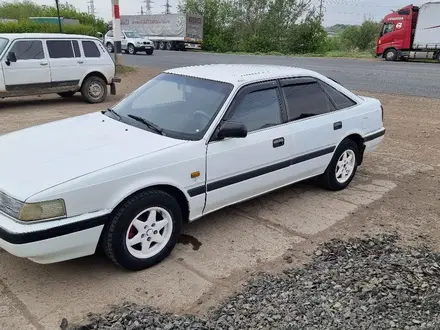 Mazda 626 1988 года за 1 100 000 тг. в Уральск – фото 2