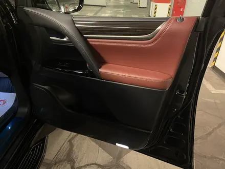 Lexus LX 570 2018 года за 50 900 000 тг. в Алматы – фото 20