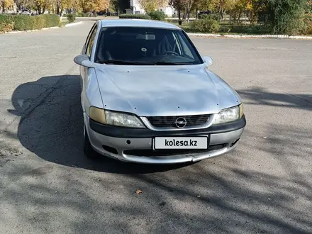 Opel Vectra 1996 года за 1 050 000 тг. в Караганда – фото 6