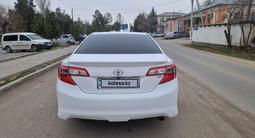 Toyota Camry 2013 года за 8 500 000 тг. в Сарыагаш – фото 2