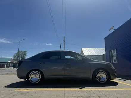 Chevrolet Cobalt 2021 года за 4 100 000 тг. в Актобе – фото 4