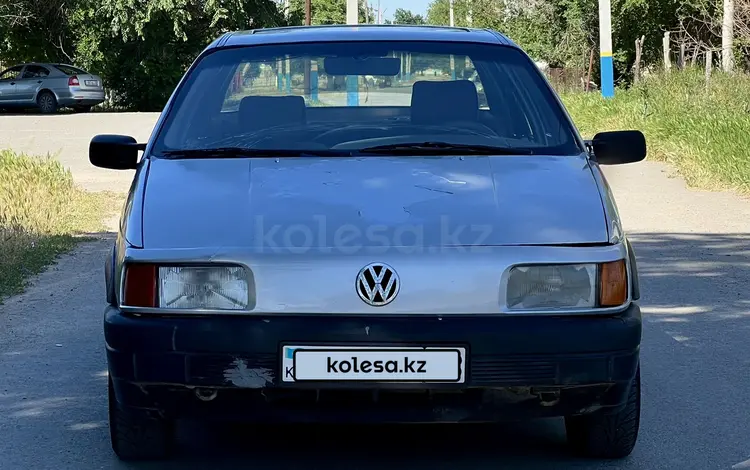 Volkswagen Passat 1988 годаfor600 000 тг. в Тараз