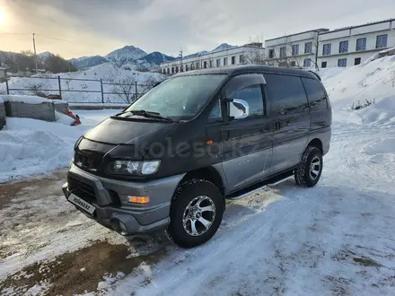 Mitsubishi Delica 2007 года за 7 500 000 тг. в Алматы