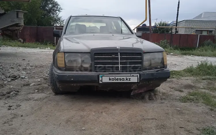 Mercedes-Benz E 260 1986 года за 700 000 тг. в Актобе