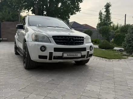 Mercedes-Benz ML 63 AMG 2007 года за 10 000 000 тг. в Алматы – фото 2