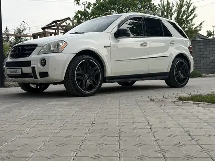 Mercedes-Benz ML 63 AMG 2007 года за 10 000 000 тг. в Алматы – фото 12