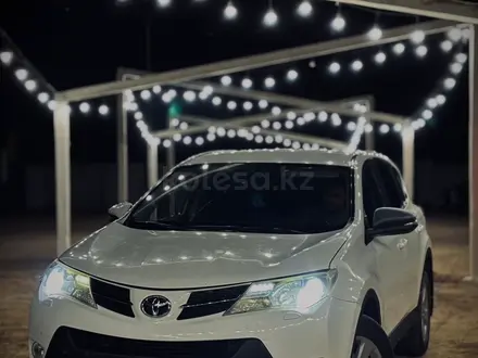 Toyota RAV4 2013 года за 8 500 000 тг. в Атырау