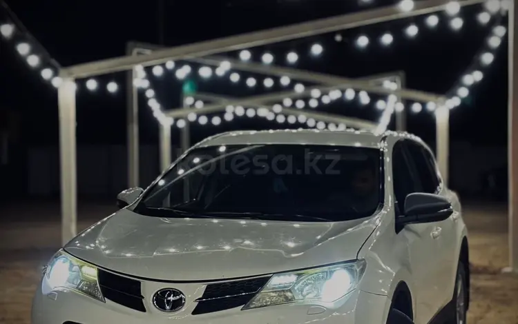 Toyota RAV4 2013 года за 8 500 000 тг. в Атырау