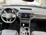 Volkswagen Atlas 2021 года за 26 500 000 тг. в Алматы – фото 2