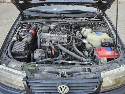 Volkswagen Passat 1995 года за 2 000 000 тг. в Уральск – фото 6