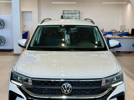 Volkswagen Taos Respect AT 2022 года за 17 227 000 тг. в Караганда – фото 7