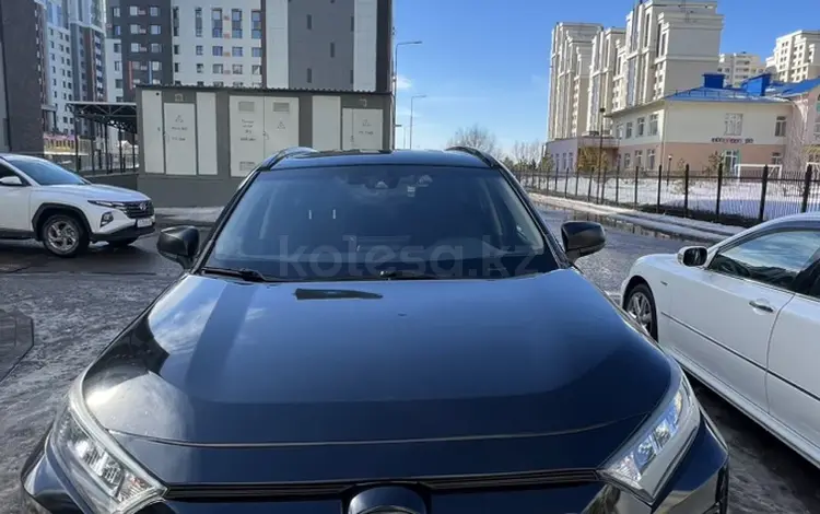 Toyota RAV4 2019 года за 12 500 000 тг. в Астана