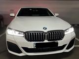 BMW 520 2022 года за 26 800 000 тг. в Алматы – фото 2