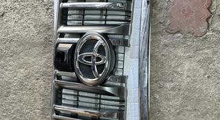 Решетку радиатора с камерой в оригинале за 70 000 тг. в Алматы