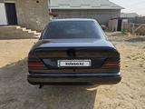 Mercedes-Benz E 220 1992 годаfor1 300 000 тг. в Шымкент – фото 4