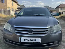 Toyota Avalon, 2005