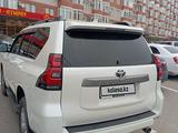 Toyota Land Cruiser Prado 2018 года за 21 900 000 тг. в Атырау – фото 3